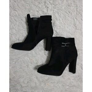 Shoe Dept Odessa Suede Ankle Booties 4 Inch Heel Side Zipper Size 8 Women Accent